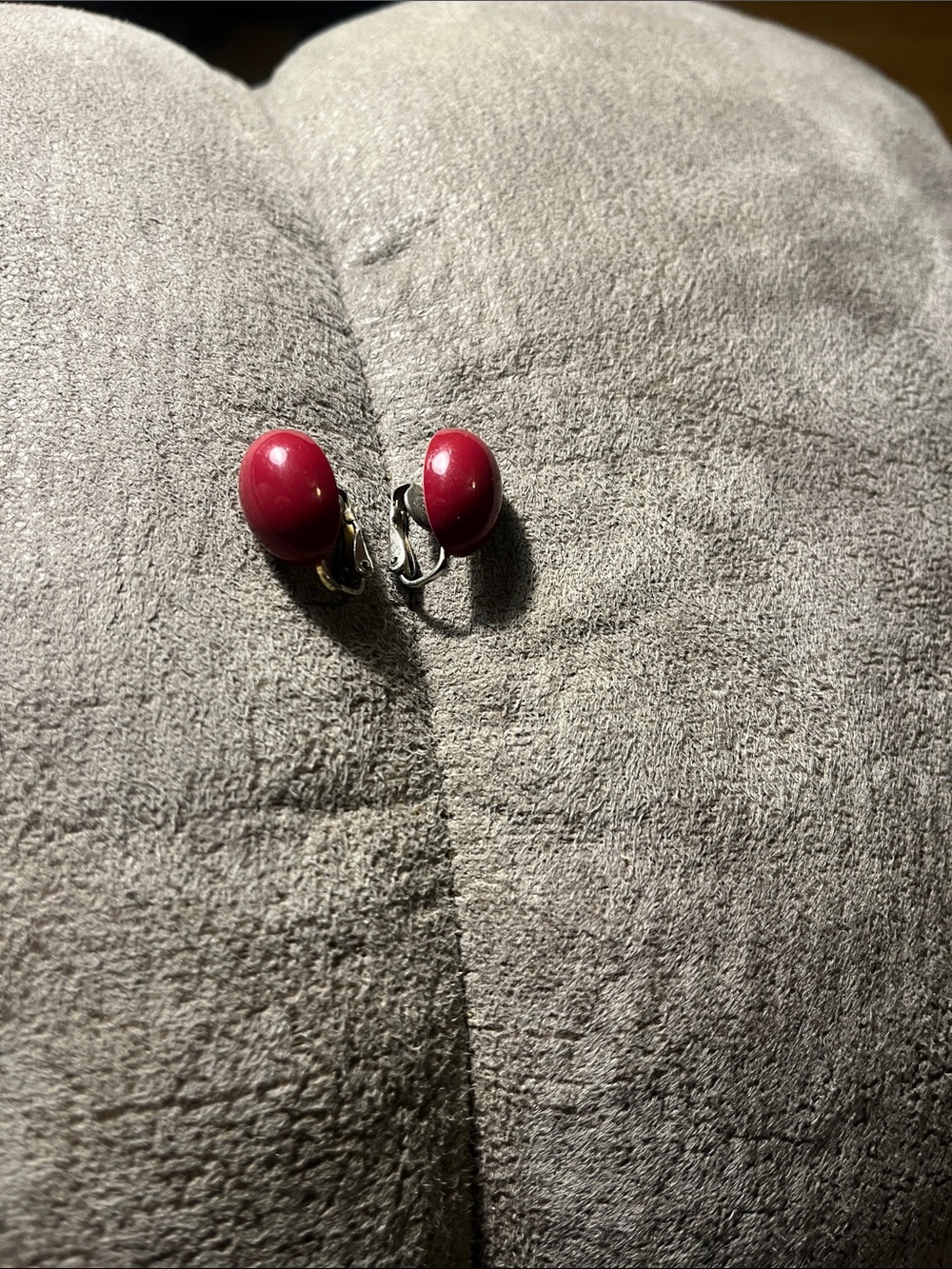 Clip on red earrings 1991